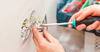 Электромонтажные работы Зеленокумск цена 462 руб Электрика под ключ